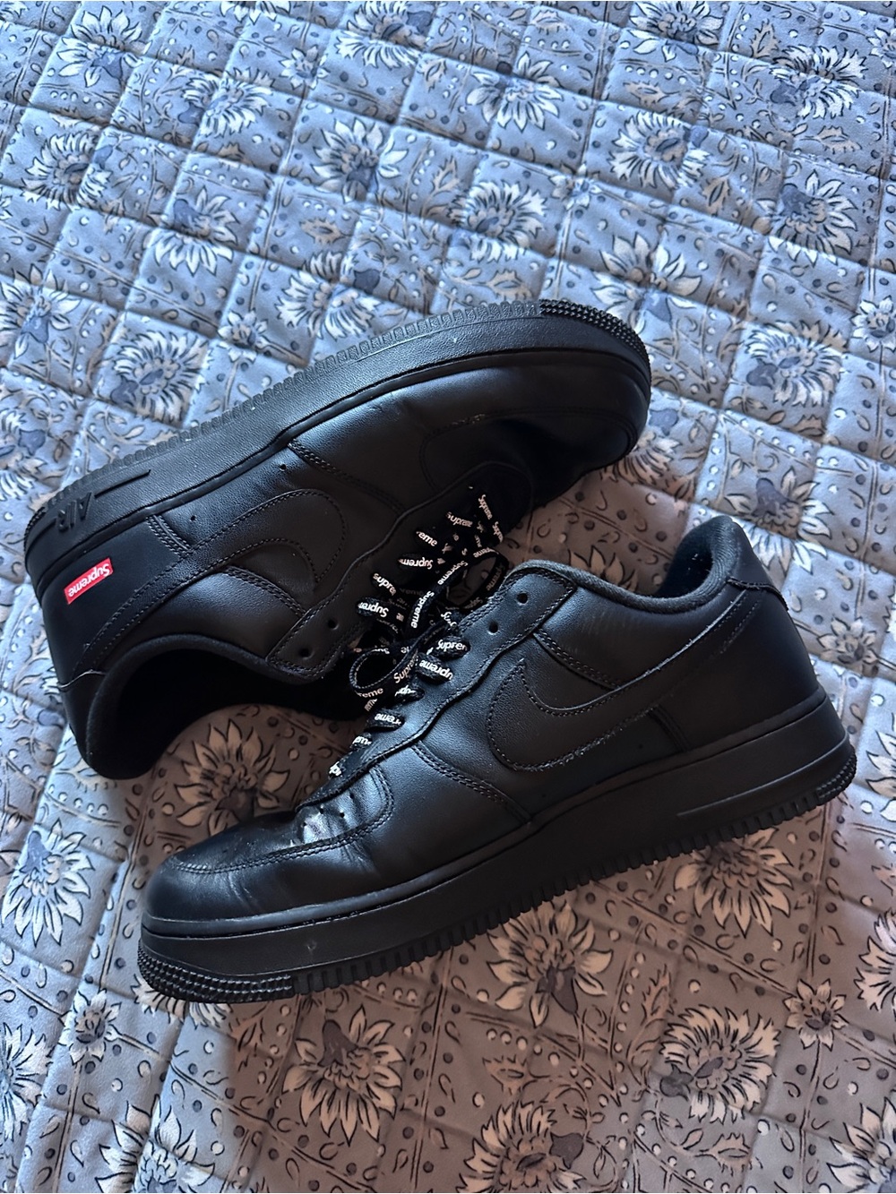 Nike supreme Black Leather Air Force 1s Low-Top Sneakers - Picture 2 of 8